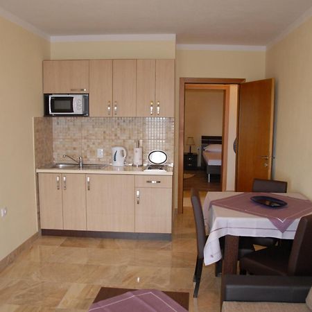 Guest House Evropa 2 อุลซิน ภายนอก รูปภาพ