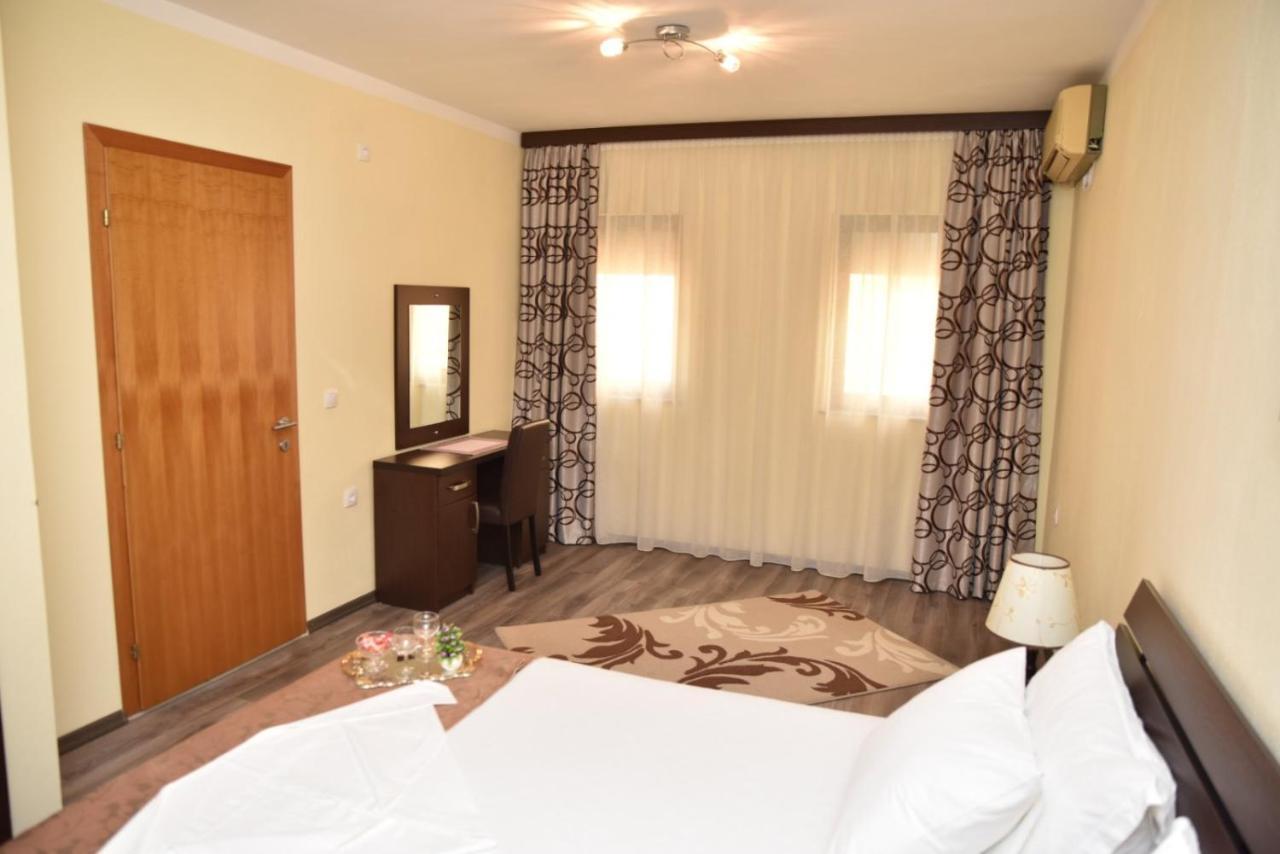 Guest House Evropa 2 อุลซิน ภายนอก รูปภาพ