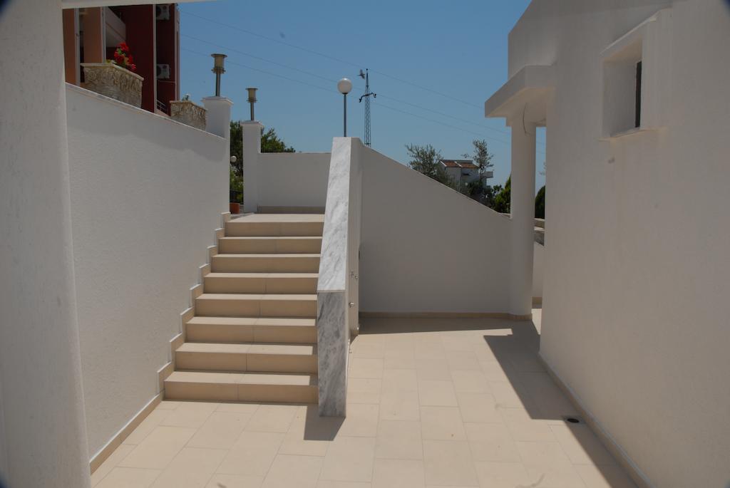 Guest House Evropa 2 อุลซิน ภายนอก รูปภาพ