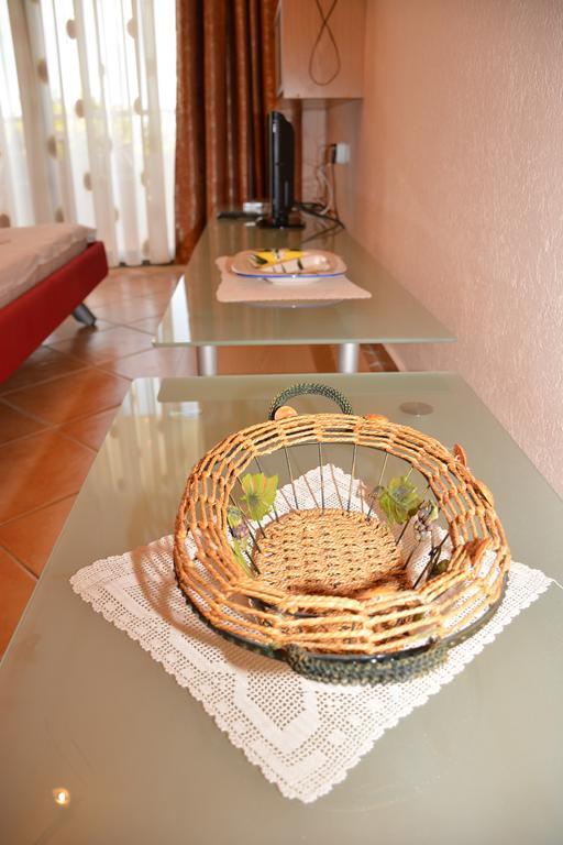 Guest House Evropa 2 อุลซิน ภายนอก รูปภาพ