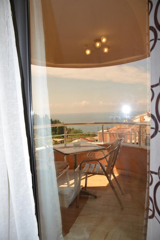 Guest House Evropa 2 อุลซิน ภายนอก รูปภาพ